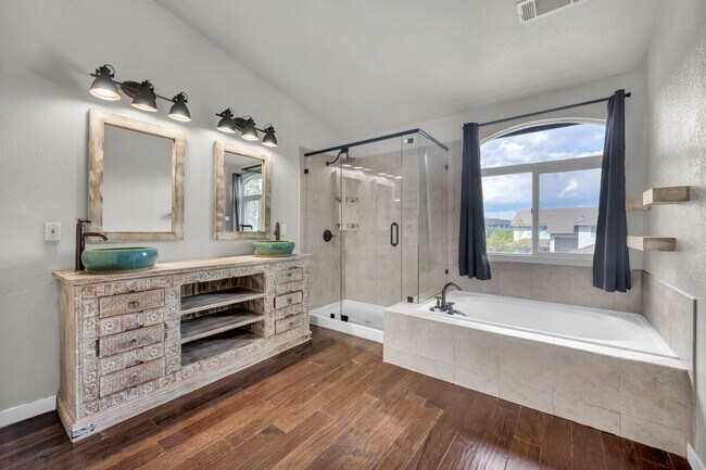 Building Photo - 4360 Great Falls Loop