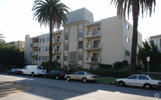 Building Photo - Deccan Villas