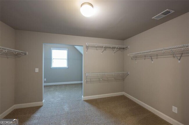 Building Photo - 7067 Walham Grove