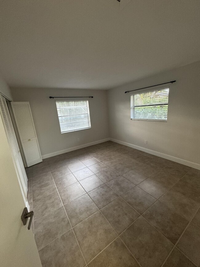 Building Photo - 12375 Peconic Ct