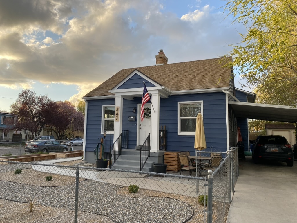 Building Photo - 247 E Garfield Ave