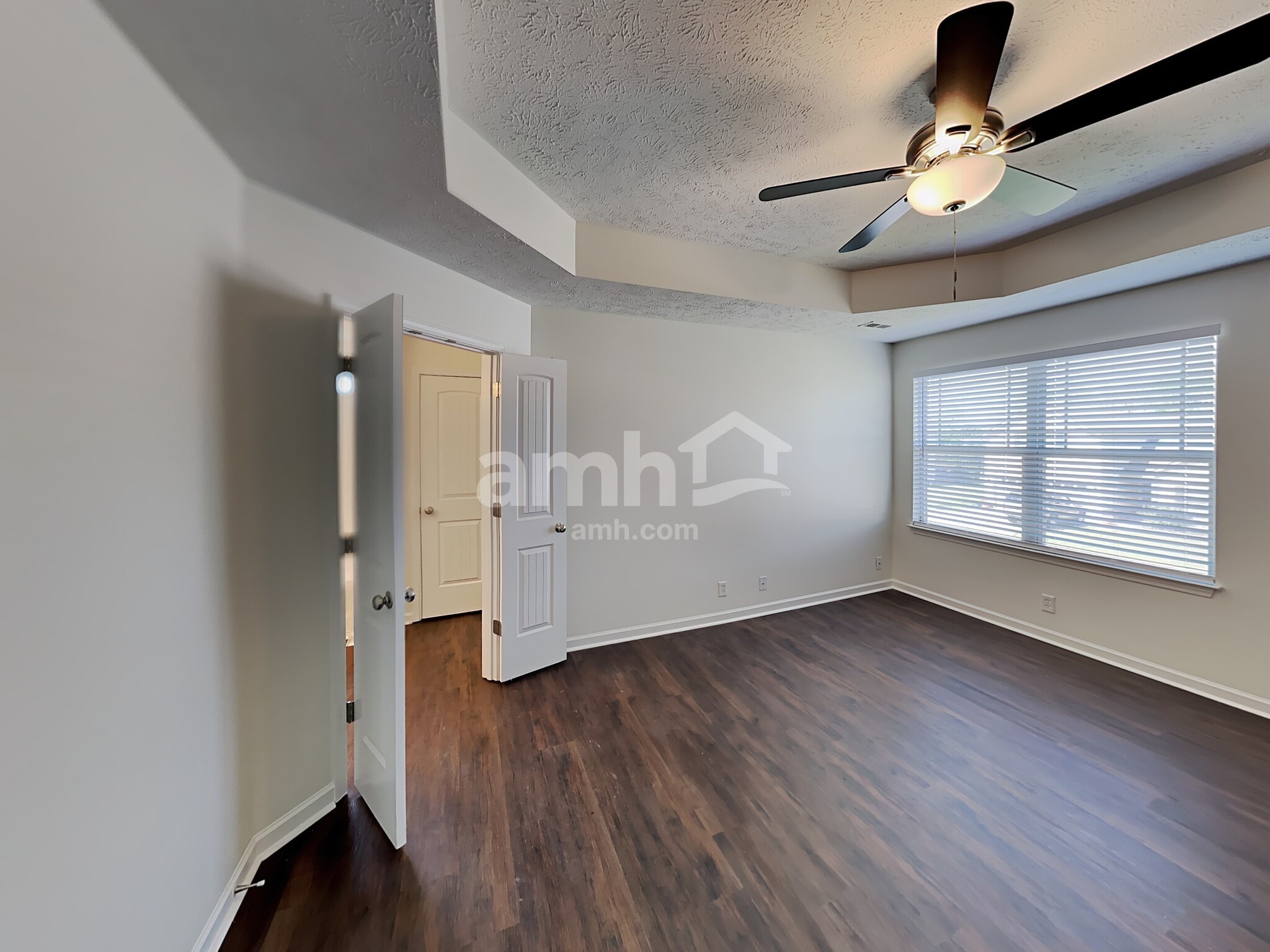 Building Photo - 1133 Halverson Dr