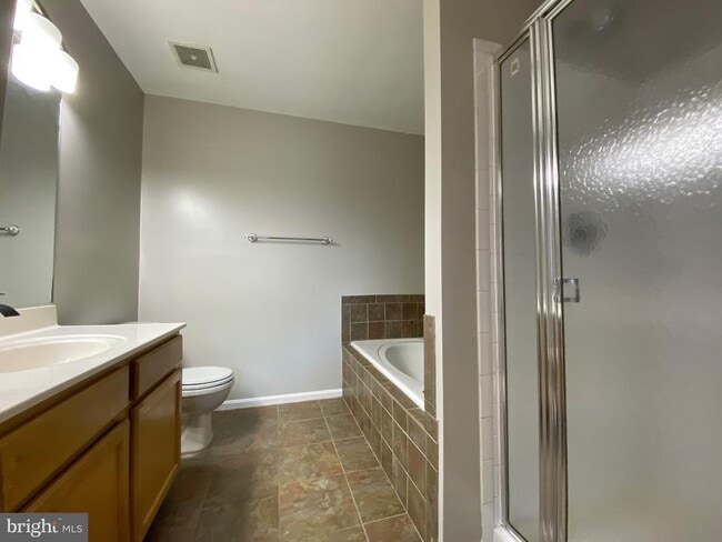 Building Photo - 14299 Newbern Loop