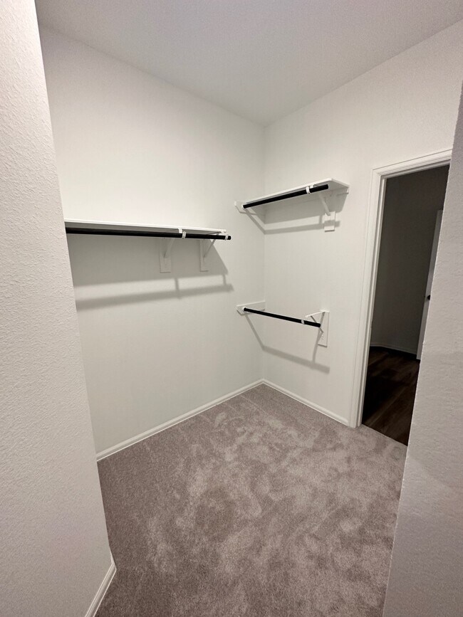 Building Photo - 5804 Knox Lndg Dr