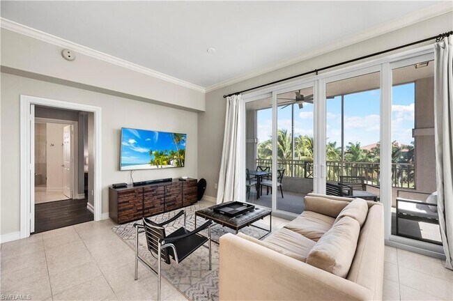 Building Photo - 2738 Tiburon Blvd E