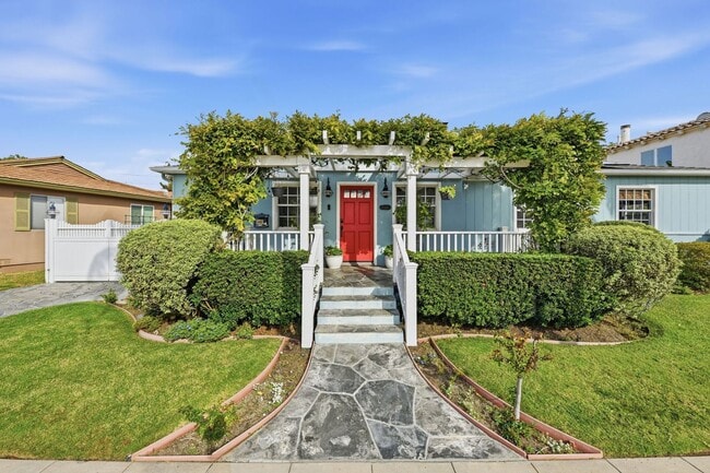 Primary Photo - MISSION BAY 4-BED/3-BATH - 3 MIN WALK TO BAY