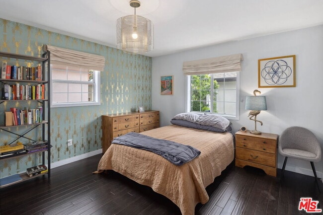 Building Photo - 3836 Seneca Ave