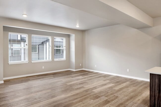 Building Photo - 1809 Eastgate Loop