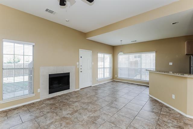 Building Photo - 7504 Quail Springs Dr