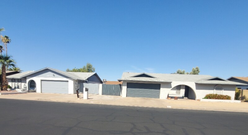Primary Photo - 1842 S Emerson