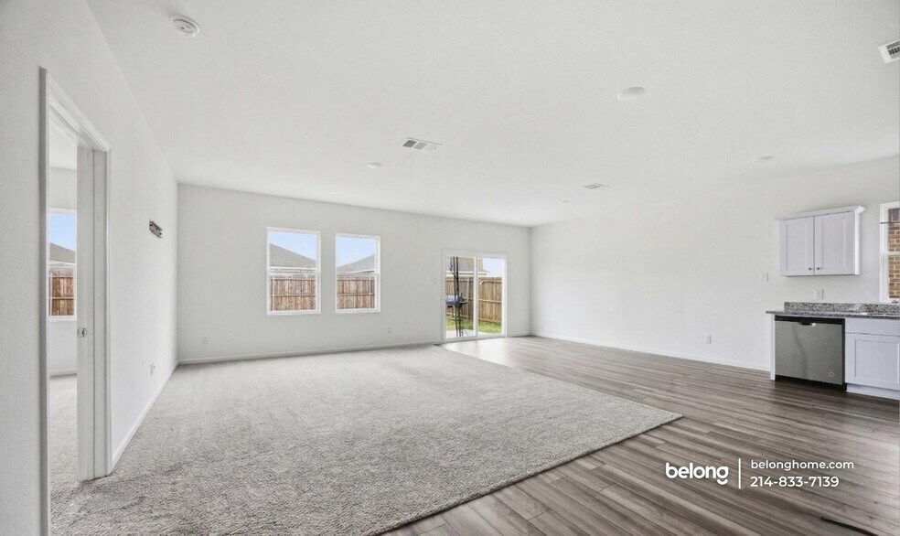 Building Photo - 10321 Holy Cross Ln