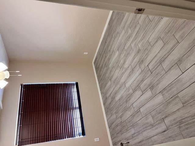 Building Photo - 5786 S 240th Dr