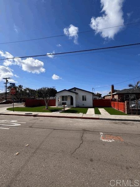 Building Photo - 1198 Del Mar Ave