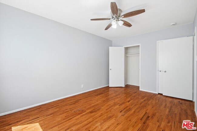 Building Photo - 5307 Vantage Ave