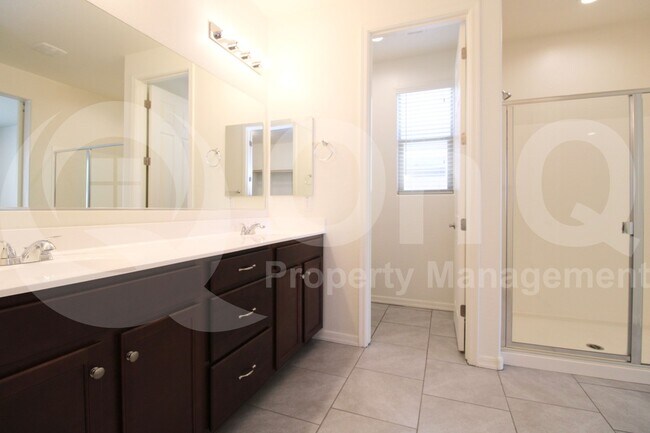 Building Photo - 16090 W Shaw Butte Dr