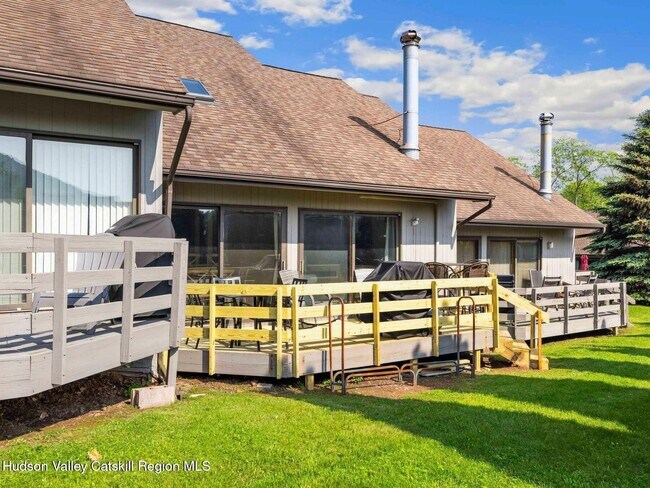 Building Photo - 53 Windham Mt Village