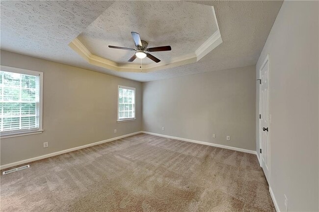 Building Photo - 501 Brooksdale Dr