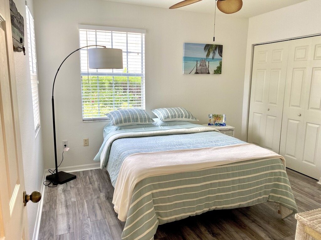Building Photo - 1000 Villagio Cir