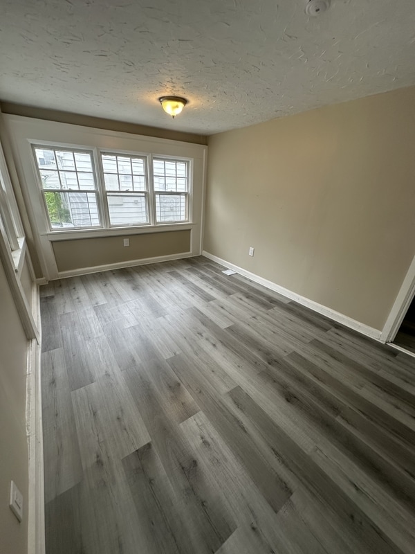 Building Photo - 12935 Mc Gowan Ave