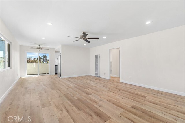 Building Photo - 523 W 12th St