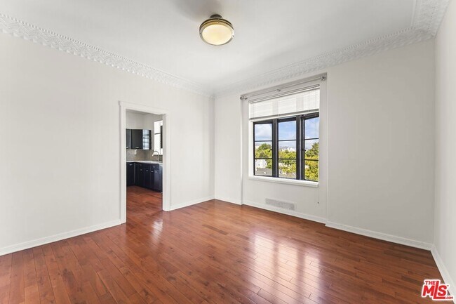 Building Photo - 1314 Hayworth Ave