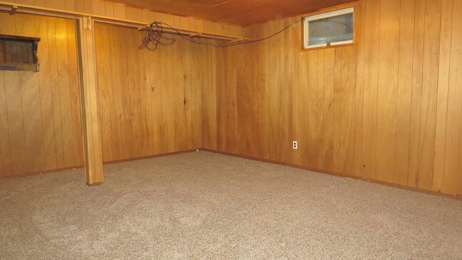 Building Photo - 5503 6th Ave S