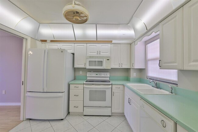 Building Photo - 1270 Gulf Blvd