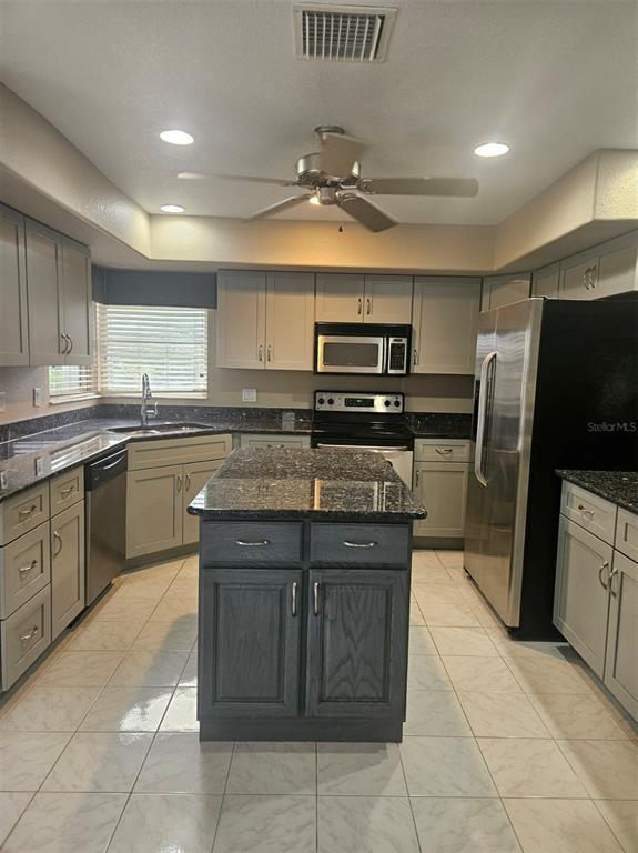 Building Photo - 26376 Villa Maria Dr
