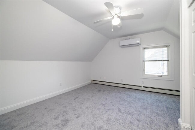 Building Photo - 24 Bobwhite Ln