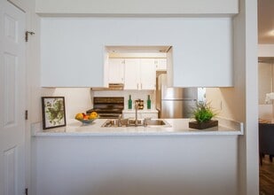 Building Photo - Whispering Sands