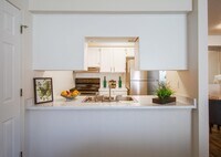 Building Photo - Whispering Sands