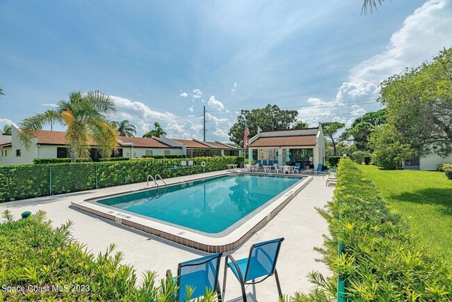 Building Photo - 440 Hawthorne Ct