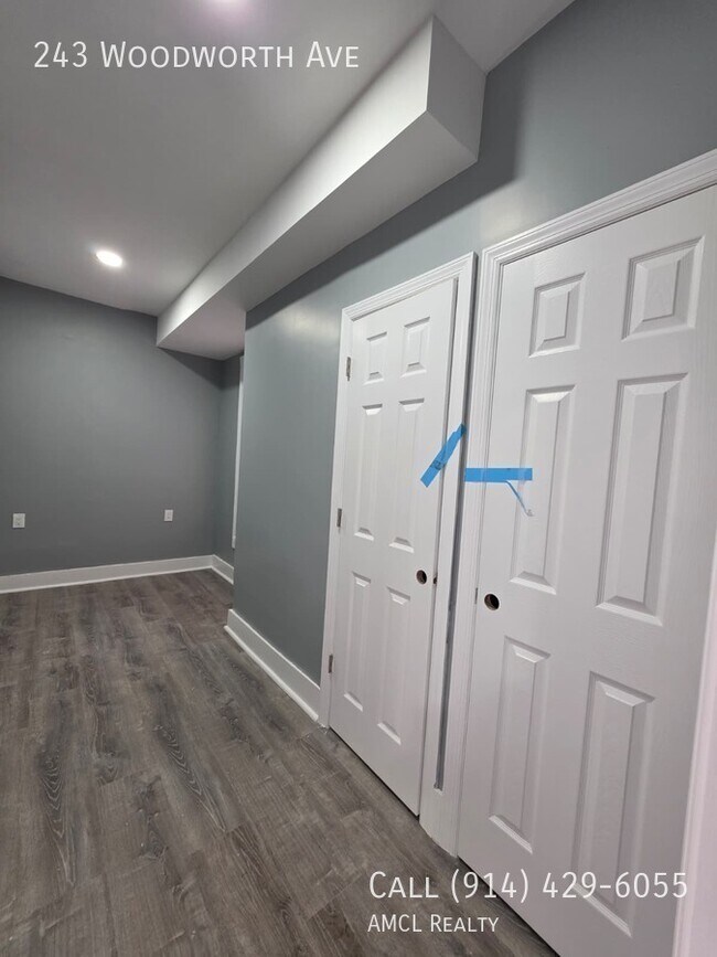 Building Photo - 243 Woodworth Ave