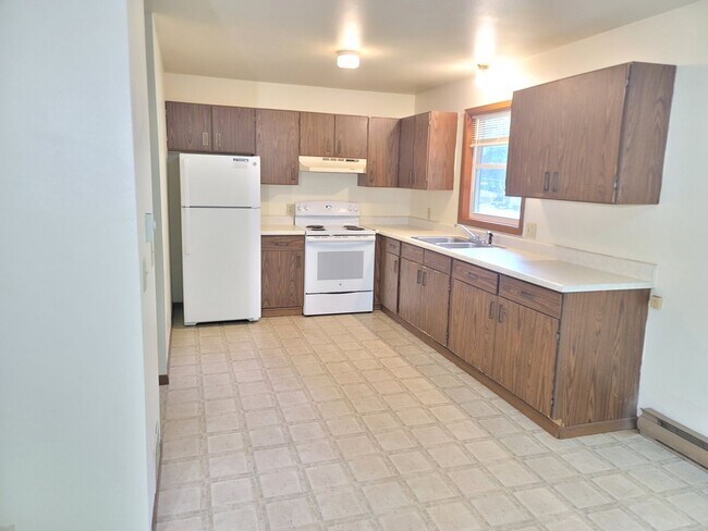 Primary Photo - 2460-2462 2nd Ave South