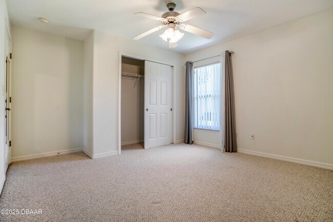 Building Photo - 6115 Sabal Point Cir