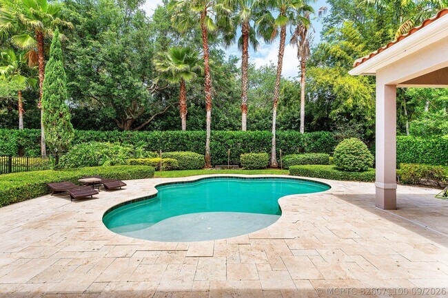 Building Photo - 12121 Sunnydale Dr