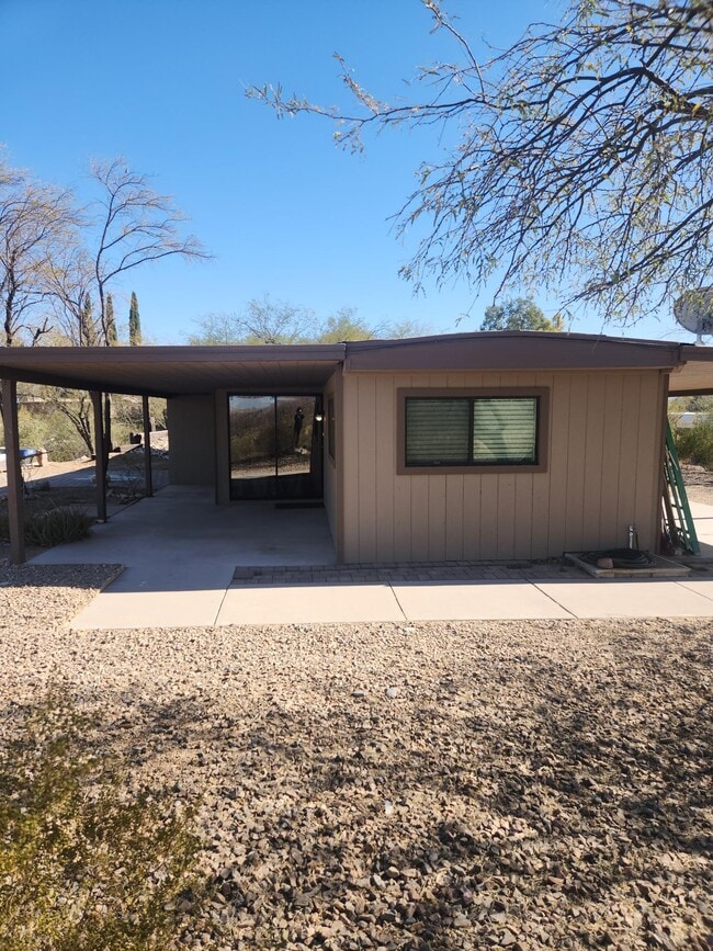 Building Photo - 16455 S Santa Rita Rd
