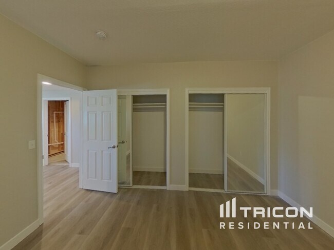 Building Photo - 850 Merrimac River Way