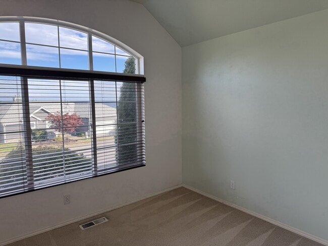 Building Photo - 7825 Amethyst Loop NW