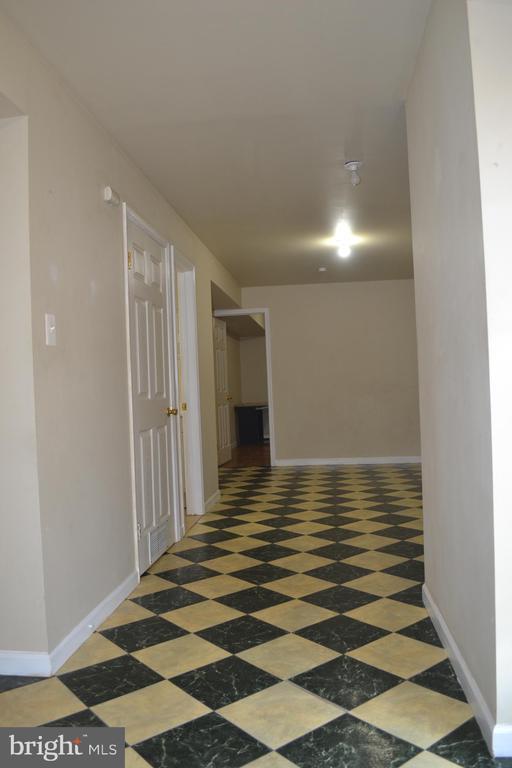 Building Photo - 5413 Silver Maple Ln