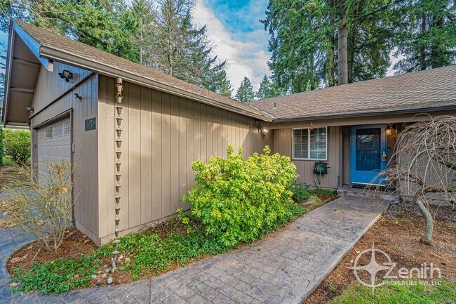 Building Photo - 1701 SE 123rd Ave