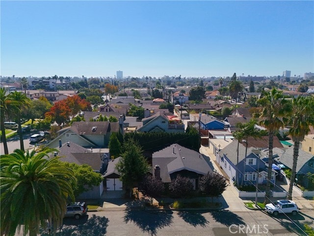 Building Photo - 2624 E 8th St