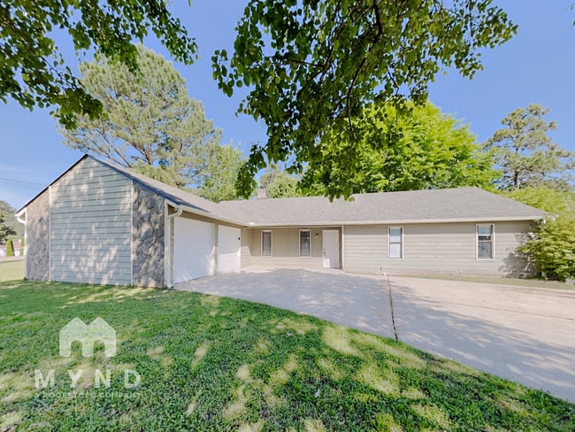 Building Photo - 7225 Little Fawn Pkwy