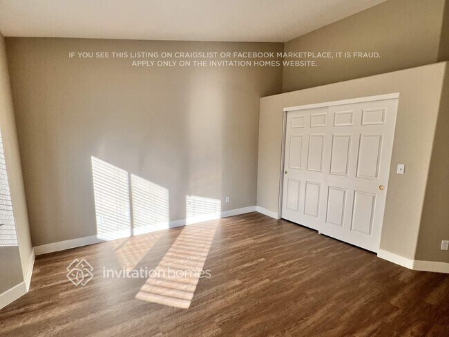 Building Photo - 1897 Longmeadow St