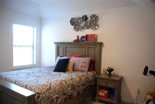 Building Photo - 17506 White Baneberry Dr