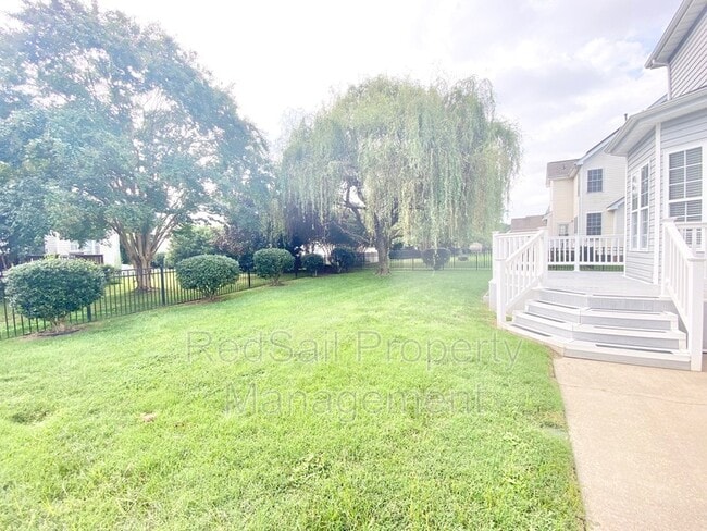 Building Photo - 13326 Harbor Dr