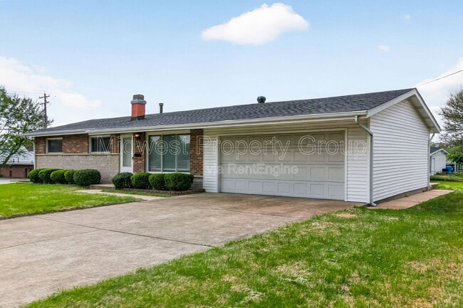 Building Photo - 1810 Swallow Ln