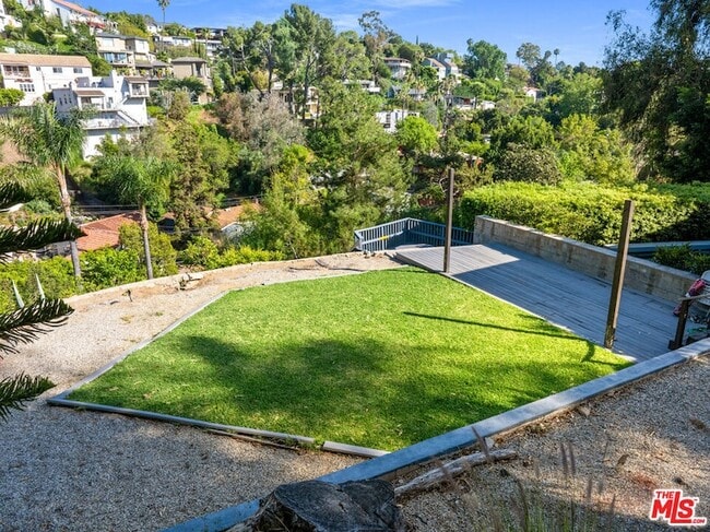 Building Photo - 2775 Rinconia Dr