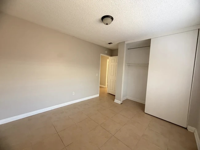 Building Photo - 14243 Perham Ct