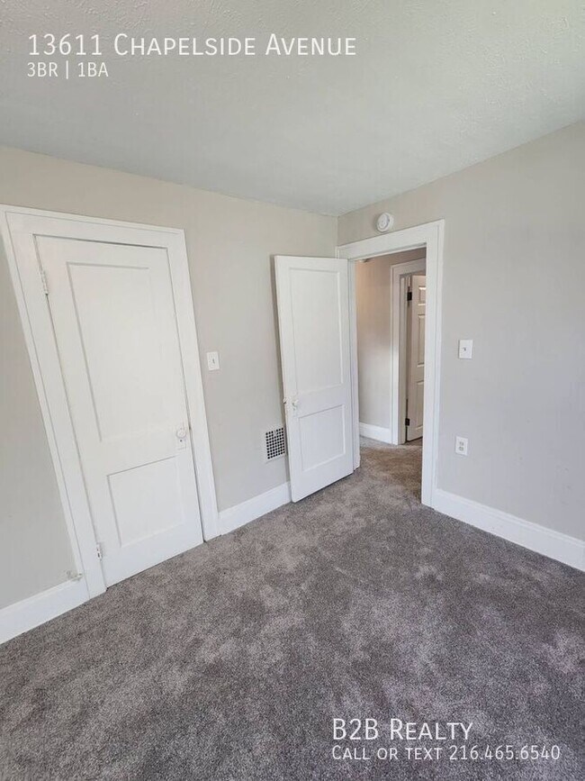 Building Photo - 13611 Chapelside Ave